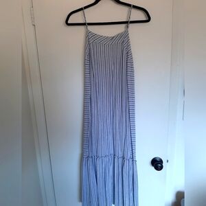 Splendid Blue & White Sleeveless Floaty Dress - X Small